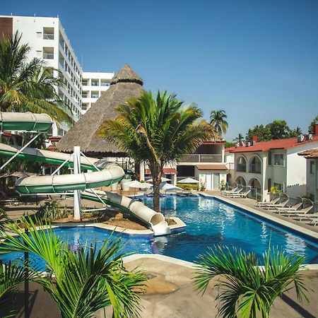 Los Picos Hotel & Suites Bucerías エクステリア 写真