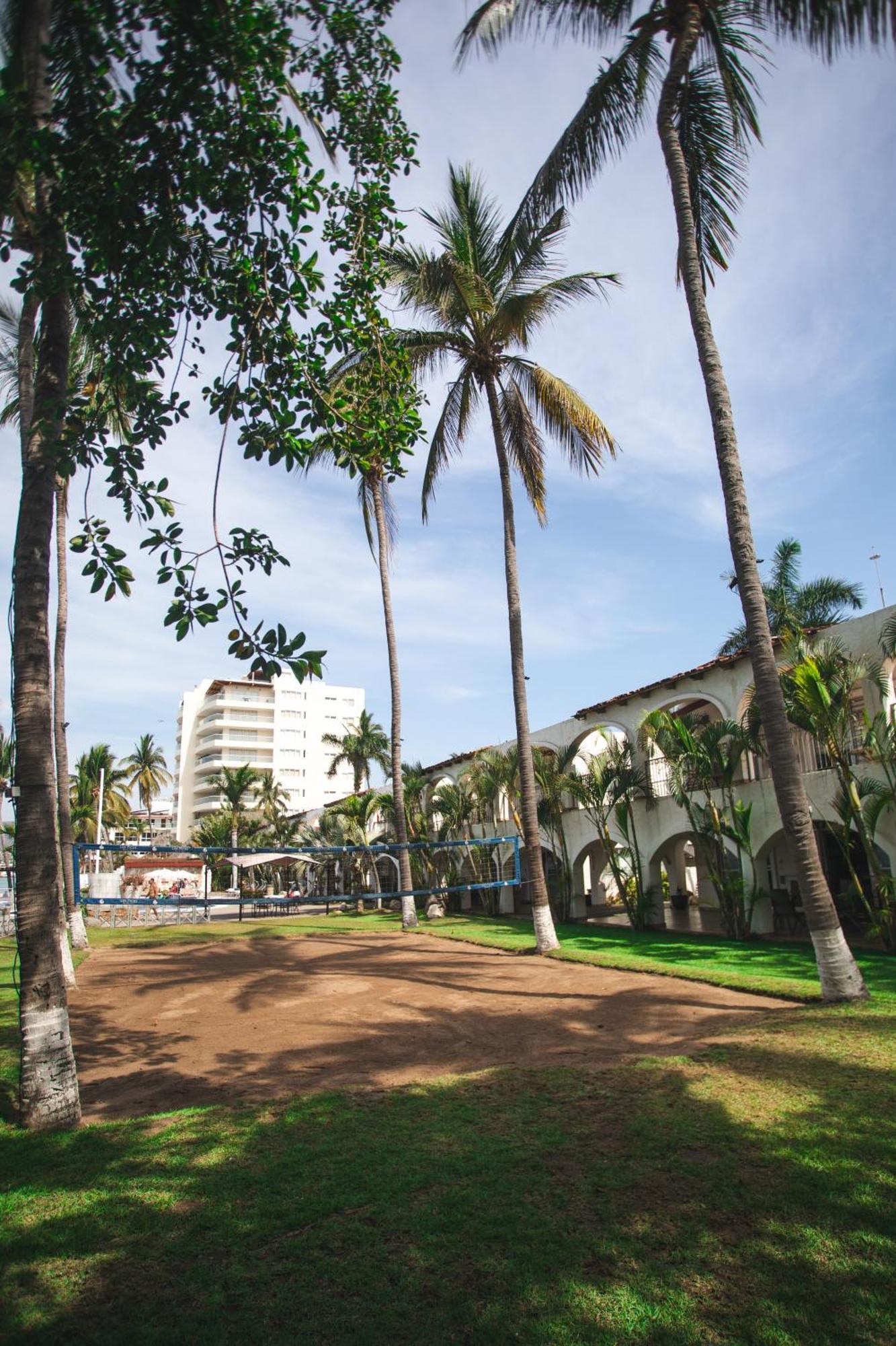 Los Picos Hotel & Suites Bucerías エクステリア 写真